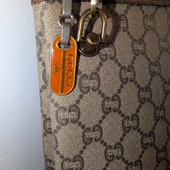 COA Gucci Plus Clutch Bag & Unbranded Chain - Picture 9 of 14